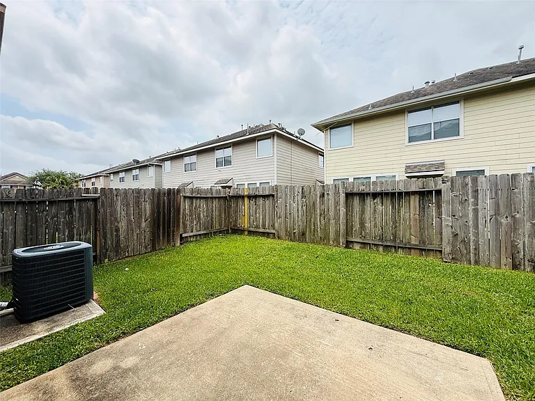 12414 Jasmine Brook Ln — Photo 29