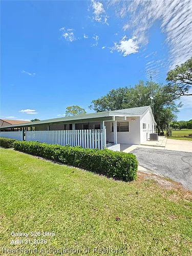 2702 Golf Hammock Dr Photo 1