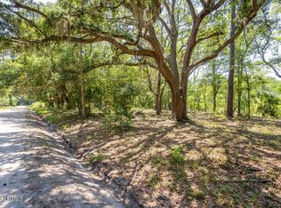 19 Sea Pines Dr, Saint Helena Island, SC 29920