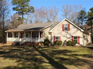 7010 Old Myrtle Rd, Suffolk, VA 23434