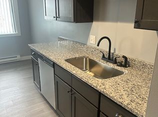 2455 N Aurelius Rd #B04, Holt, MI 48842