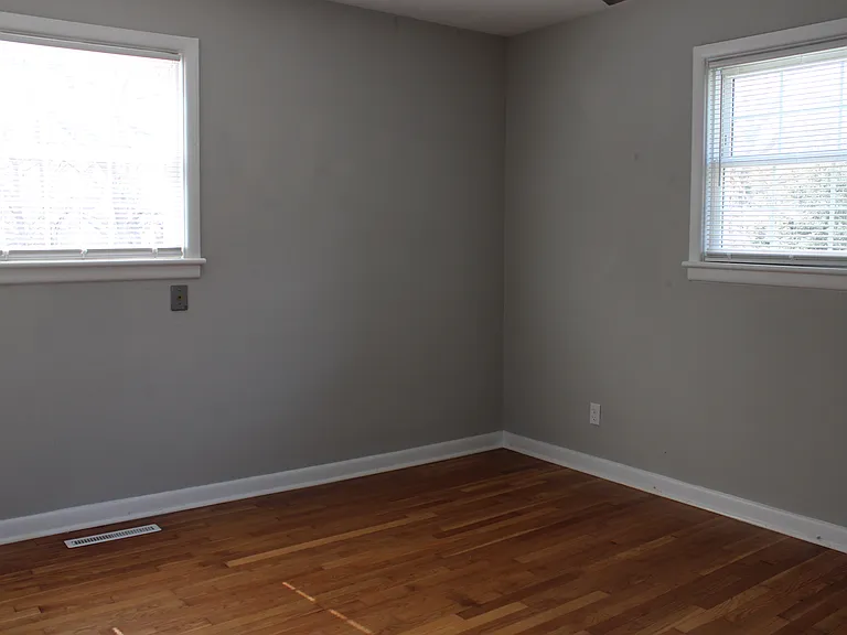 22 Glendale Rd — Photo 8