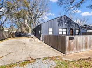 807 & 809 E Vermilion St, Abbeville, LA 70510