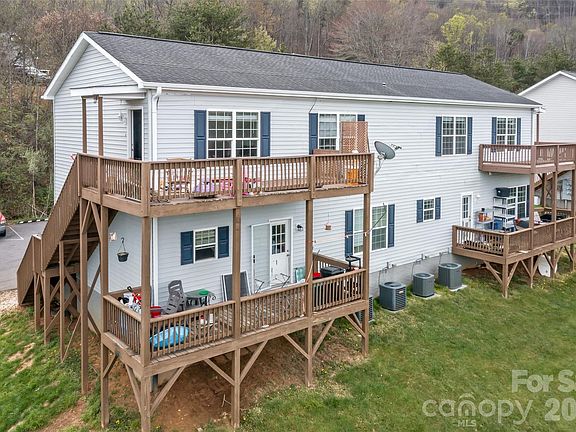 3rd image of 50 & 52 Smith Rd