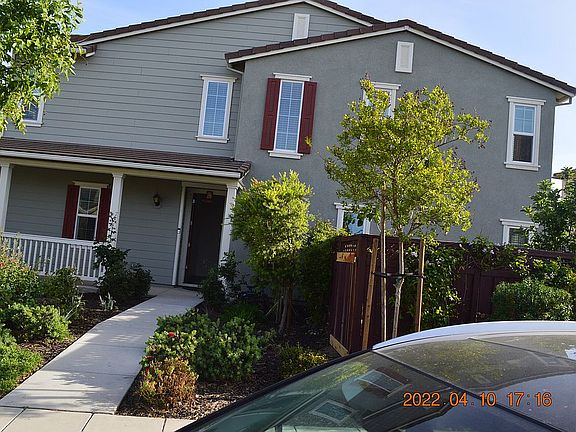 5th image of 564 E Marcello Ave