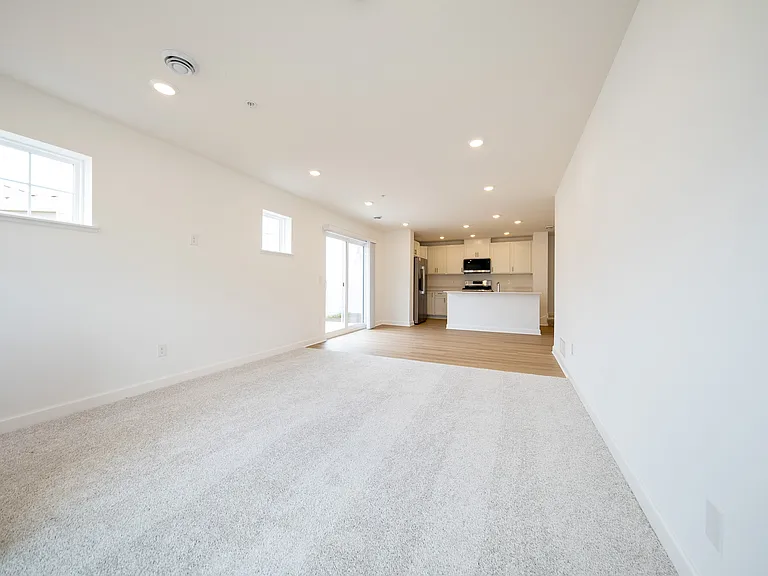 15004 Ahena Curv — Photo 3