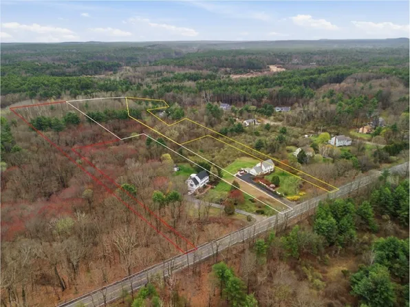 139 Nashua Rd, Pepperell, MA 01463
