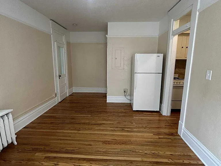 720 N 8th St #3 — Photo 9