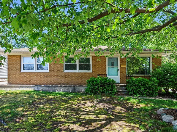 2117 Edwin Pl, Lansing, MI 48911