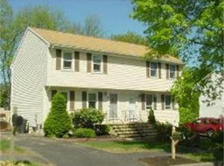 26 Glen Meadow Rd, Haverhill, MA 01835