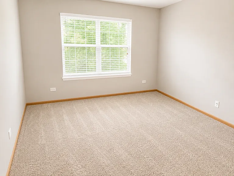 24230 W Walnut Cir — Photo 6