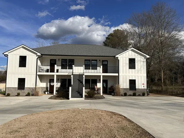 250 N Forest Ave, Hartwell, GA