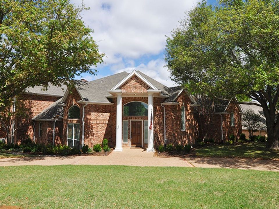 1st image of 2400 Twelve Oaks Ln