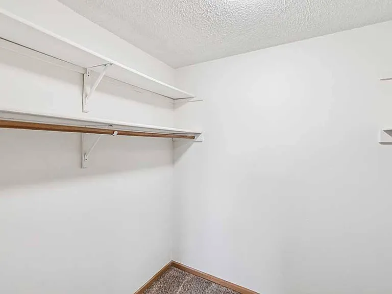 Northbrook Apartments — Photo 113