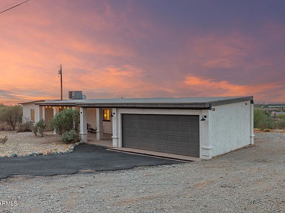 3rd image of 2342 W SUNRISE Drive