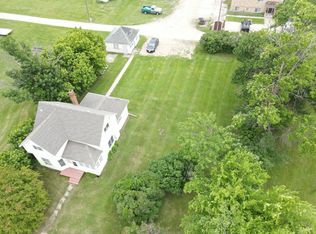 105 Hamilton Ave NE, Red Lake Falls, MN 56750