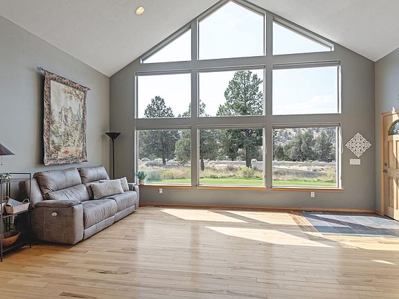 5th image of 8045 NW Grubstake Way