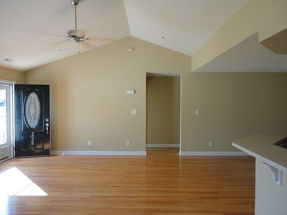 4th image of 228 Bost St