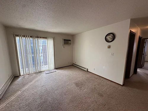 1502 E Gateway Cir S Photo 1