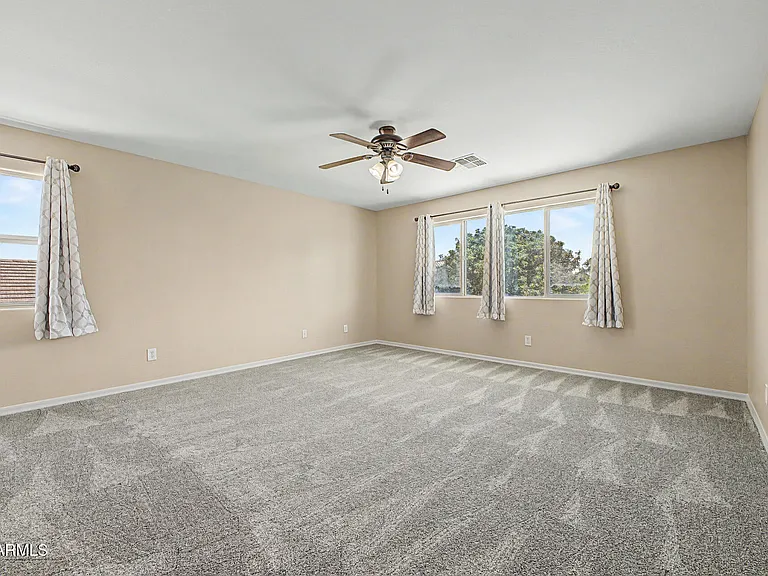 2531 E Eleana Ln — Photo 19