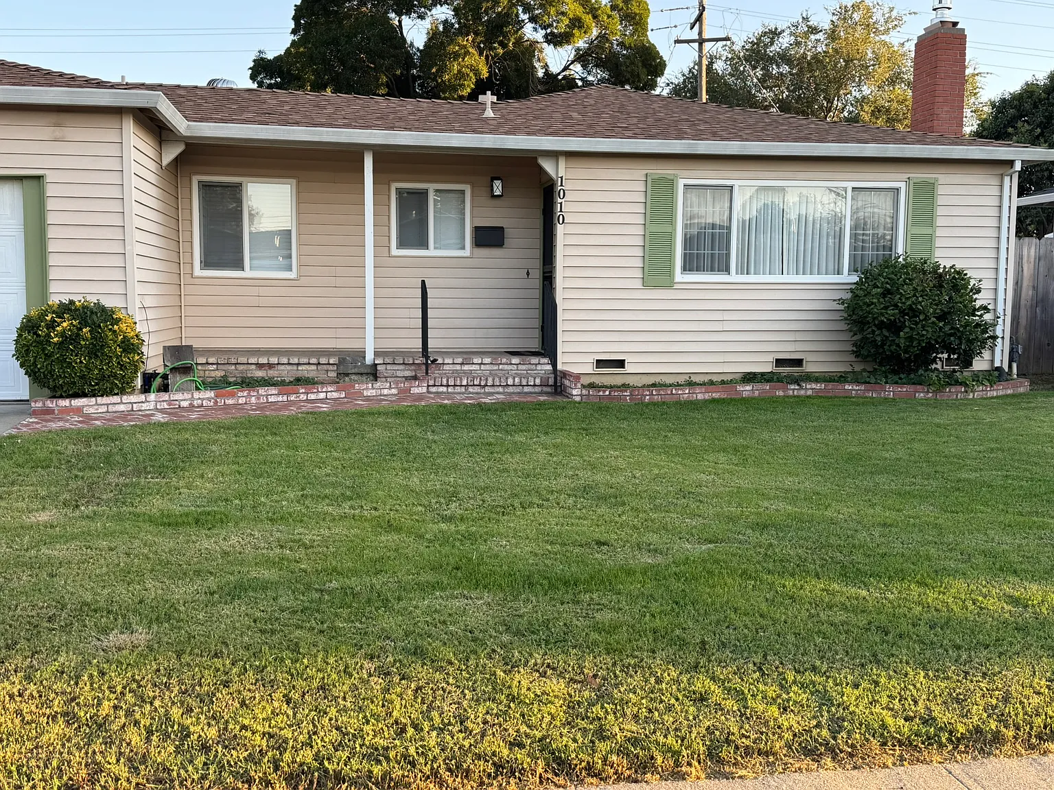 Cypress St, Willows — Photo 1