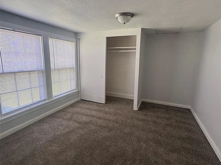 512 Rice St — Photo 9