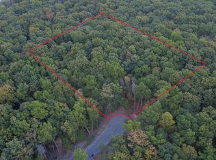 1591 Overlook Dr, Spencer, TN 38585