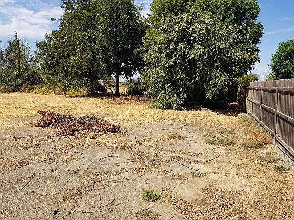 5th image of 2757 Highway 20