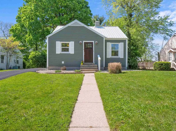 7 Bonbrook Dr, Wabash, IN 46992