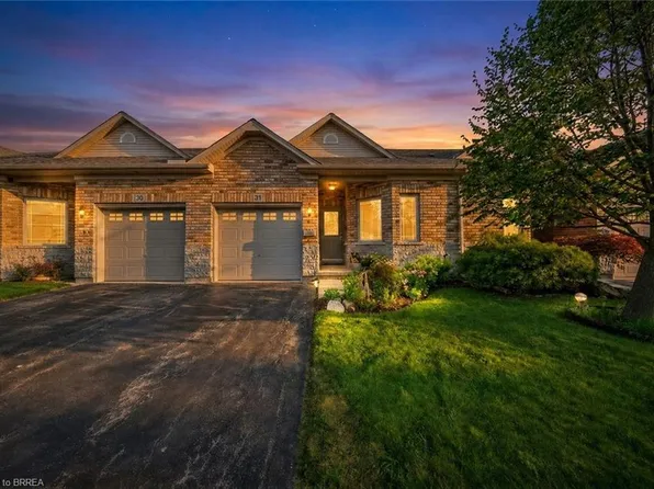 10 Cobblestone Dr #35, Brant, ON N3L 4G8