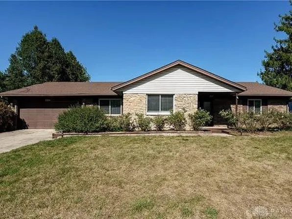 2841 Corlington Dr, Dayton, OH 45440