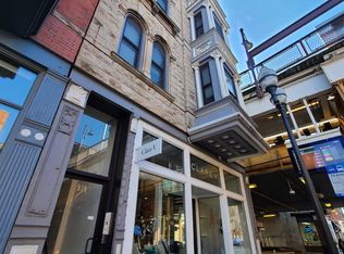 939 W Armitage Ave #A, Chicago, IL 60614