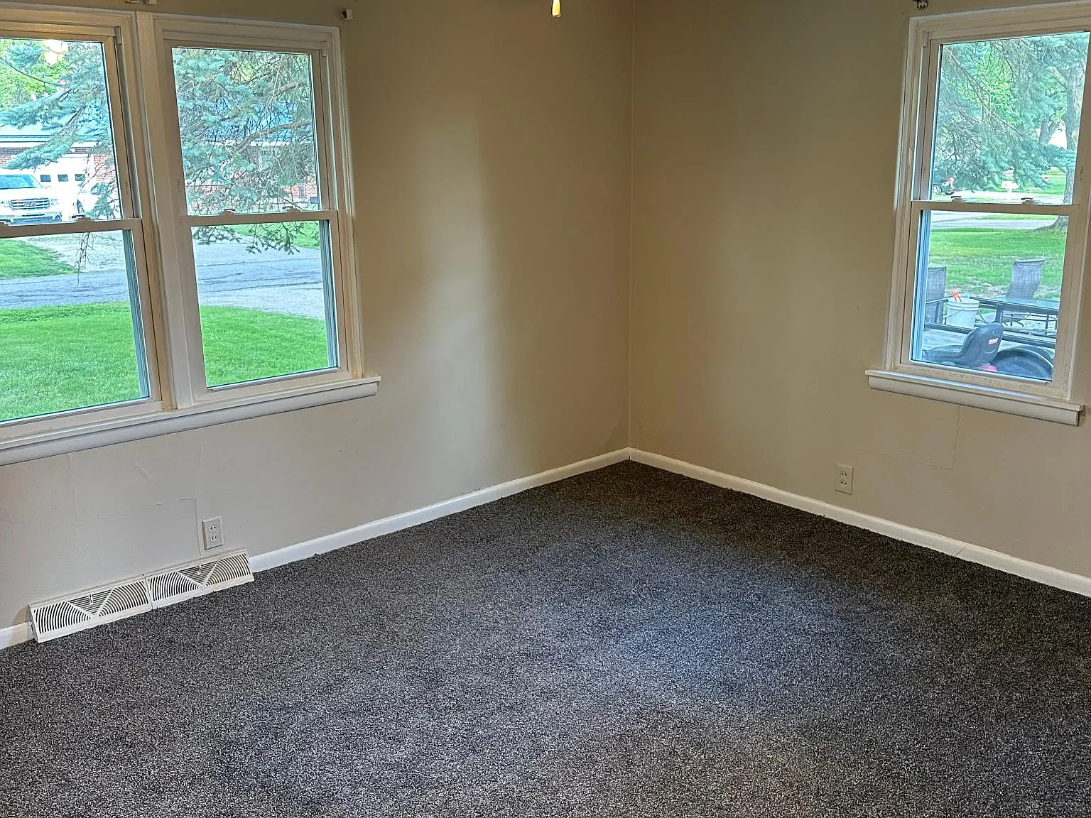 3 bed, 1067 sqft, $1,250 — Photo 4