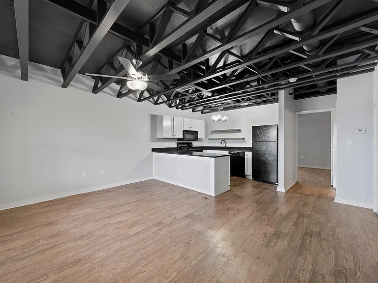 510 Daughtrey Ave #A205 — Photo 1