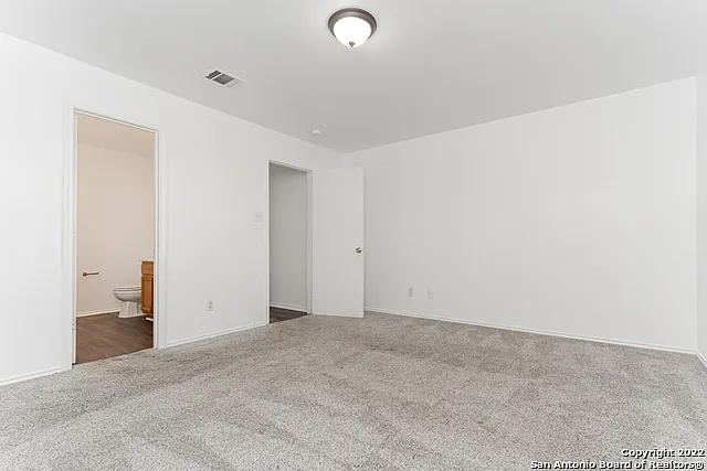 102 Mallow Grv — Photo 13