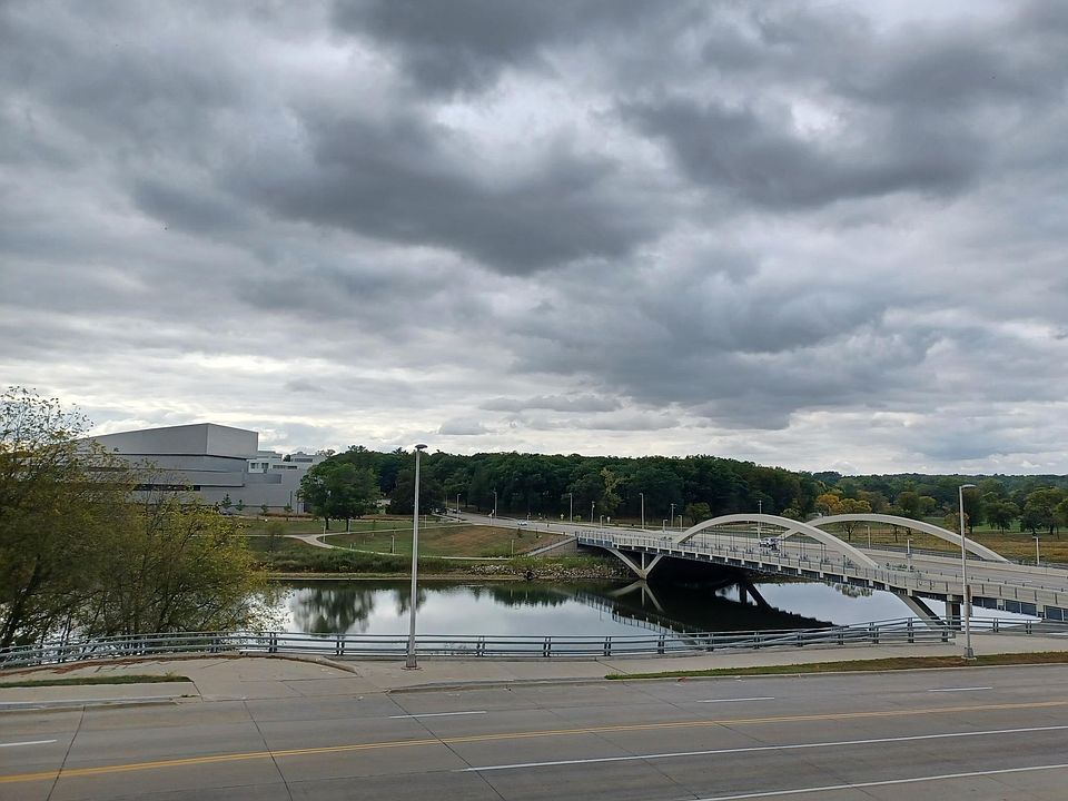 2nd image of 804 N Dubuque St #7