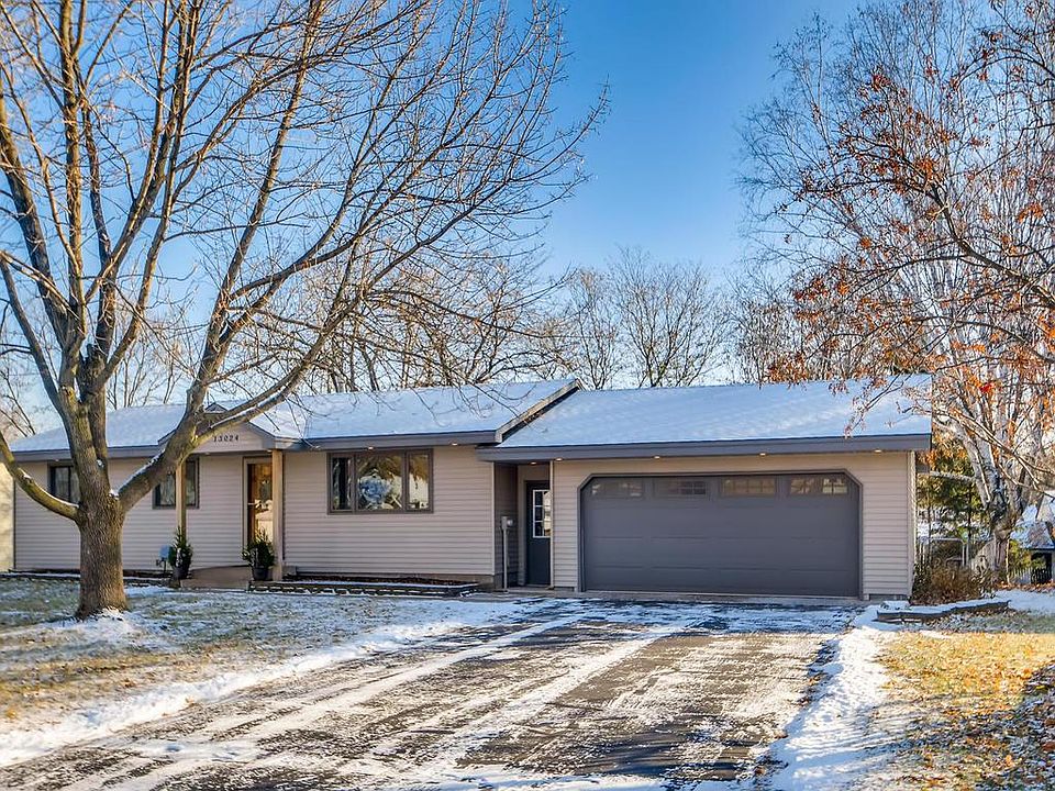 1st image of 13024 Valley Forge Ln N