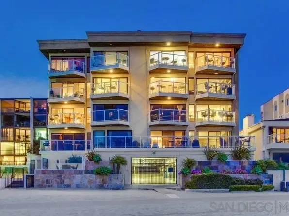 3888 Riviera Dr Unit 301, San Diego, CA 92109