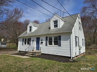 140 Willow Street, Cheshire, CT 06410