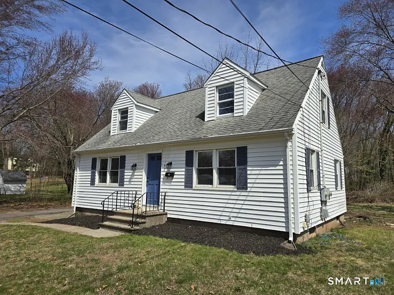 140 Willow Street photo 1