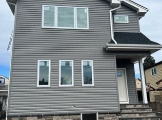 11 13th Ave, Elmwood Park, NJ 07407