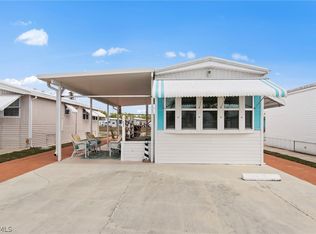 157 Caravan Cir, North Fort Myers, FL 33903