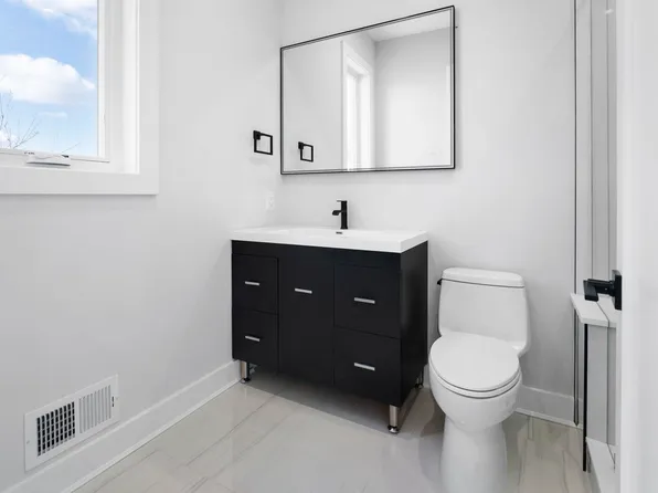 93 Terrace Avenue image 16 of 20