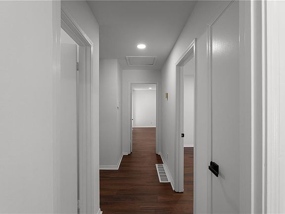 3rd image of 1825 Niskey Lake Rd SW