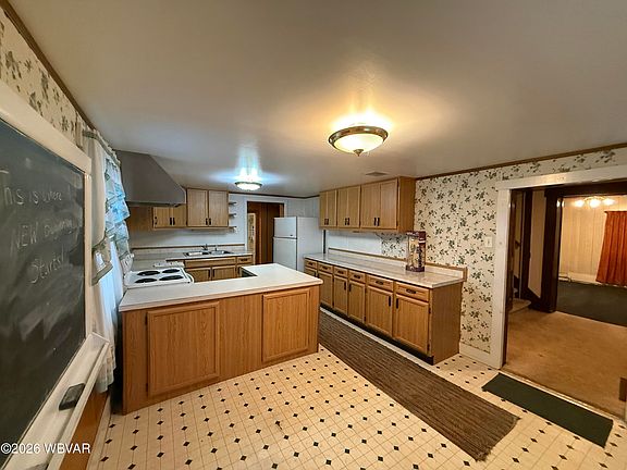 3rd image of 430 Hublersburg Rd