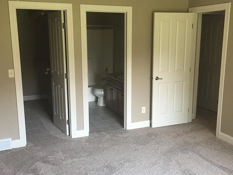 6503 S Avalon Ave — Photo 8
