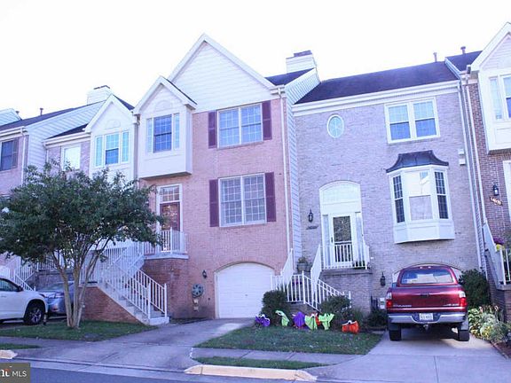 3rd image of 14531 Oakmere Dr