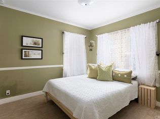 2606 N Flower St, Santa Ana, CA 92706