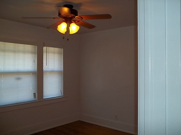 Bedroom (new ceiling fan)