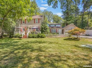 51 Julia St, Closter, NJ 07624